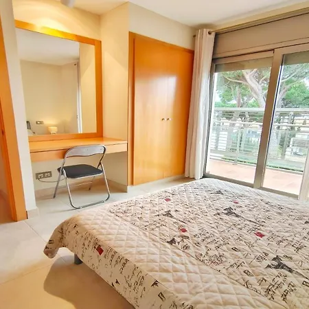 Vacay Mickey, Piscina Compartida, Sol, En La Costa Brava, L'escala! Tatil Evi *