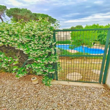 Vacay Mickey, Piscina Compartida, Sol, En La Costa Brava, L'escala! Дом отдыха *